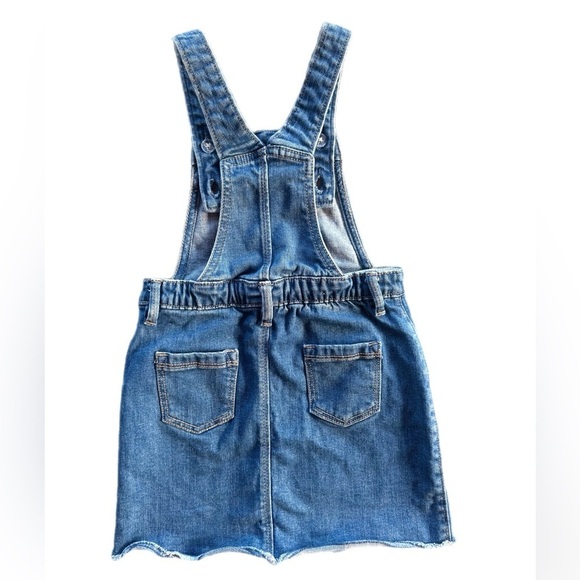 Old Navy Toddler Girls Frayed Hem Jean Skirtall  5T - Picture 3 of 5